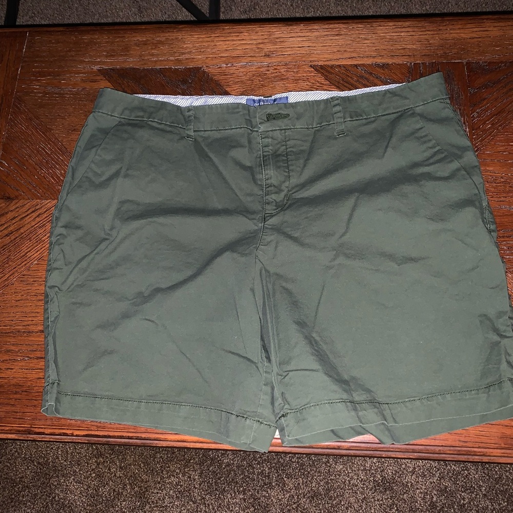 Old Navy Olive Flat Front Shorts